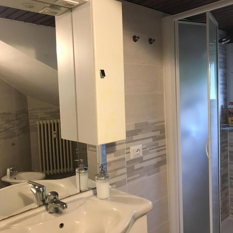 Appartamento La Mansarda Lecco Exterior foto