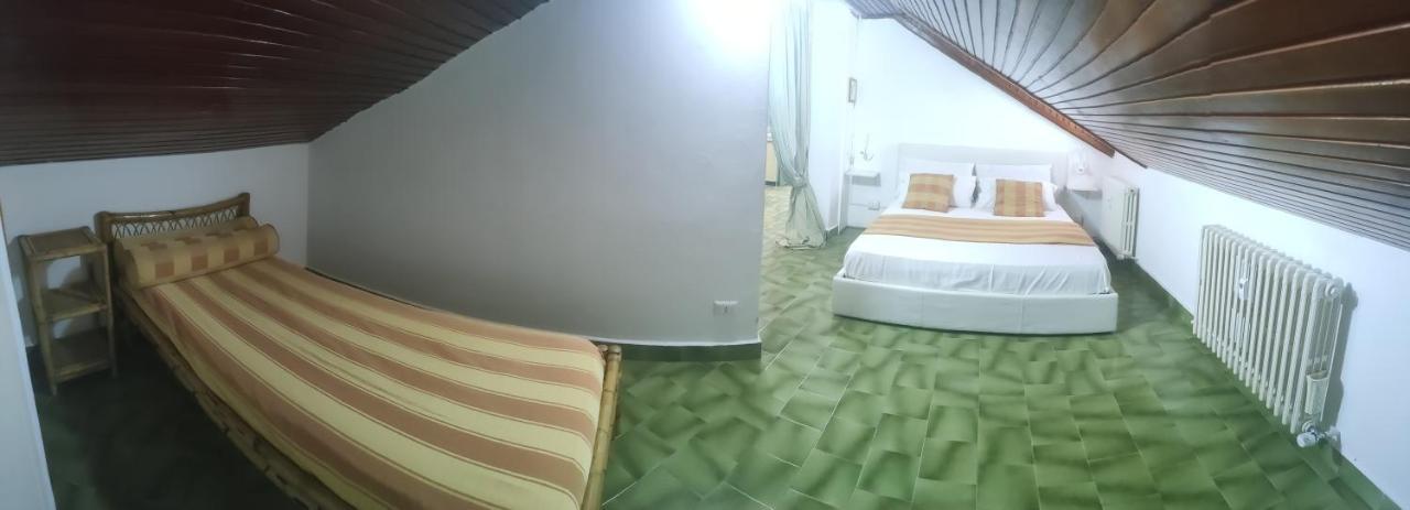 Appartamento La Mansarda Lecco Exterior foto
